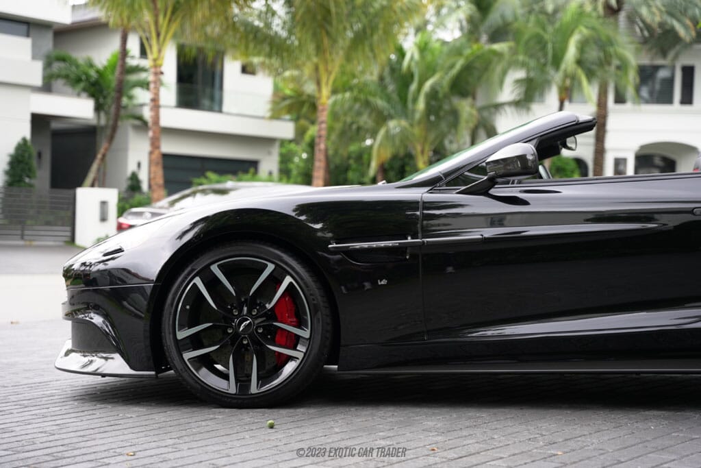 2016 Aston Martin Vanquish Volante Carbon Edition for sale